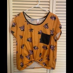 Floral knot top